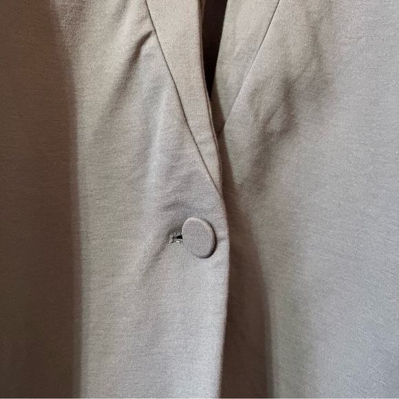 Universal Standard | NWT Smoking Jacket Blazer Stormy Weather Grey Size 3XL - Picture 8 of 16